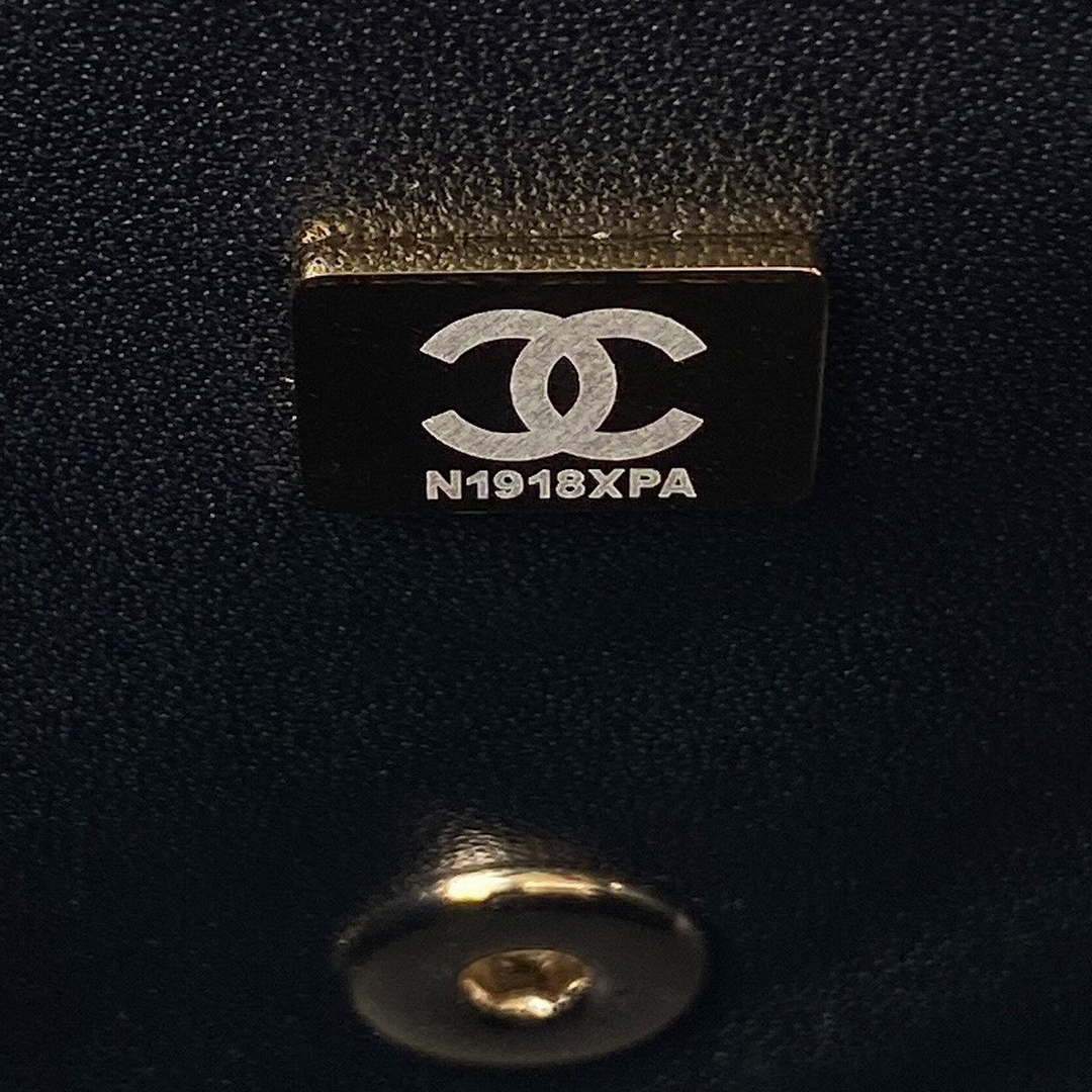 Chanel 23K AS2431 Mini flap Lambskin bag with top handle Black | chanel 23k as2431 mini flap lambskin bag with top handle black 009