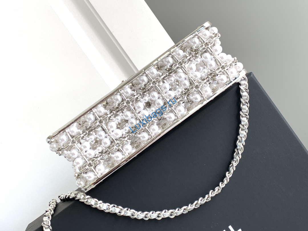 Chanel A90091 Limited Edition Pearl Metal CF Evening Flap Bag Silver metal | chanel a90091 limited edition pearl metal cf evening flap bag silver metal 004