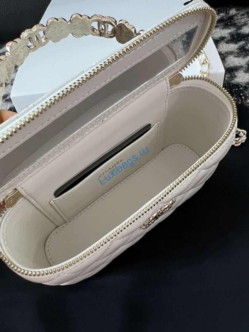 Chanel A96035 CLUTCH Lambskin Vanity Box bag White | chanel a96035 clutch lambskin vanity box bag white 08