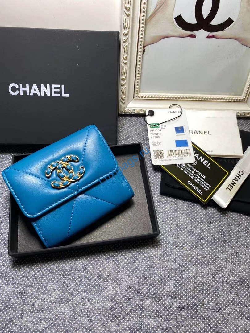 Chanel AP1064 CARD HOLDER Lambskin Sky Blue | chanel ap0945 card holder lambskin sky blue 002