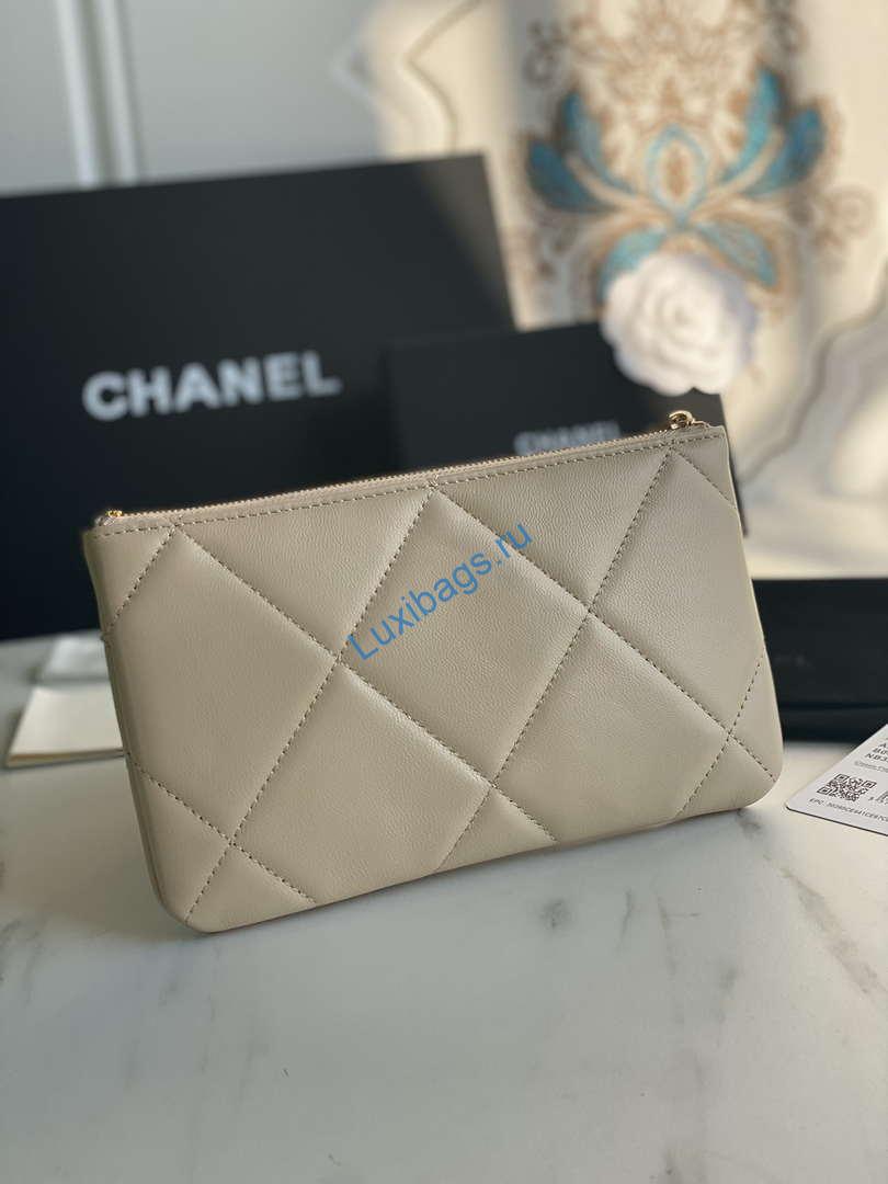 Chanel AP1059 Pouche Lambskin bag Wallet Card Holder Beige | chanel ap1059 pouche lambskin bag wallet card holder beige 02