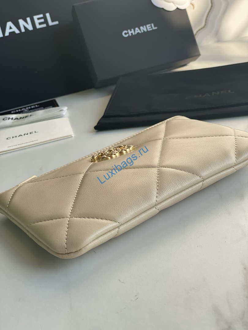 Chanel AP1059 Pouche Lambskin bag Wallet Card Holder Beige | chanel ap1059 pouche lambskin bag wallet card holder beige 05