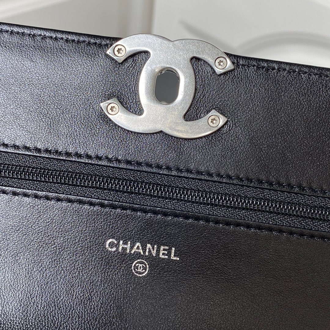 Chanel AP3267 19 Wallet on Chain Woc Shiny Lambskin Black | chanel ap3267 19 wallet on chain woc shiny lambskin black 009
