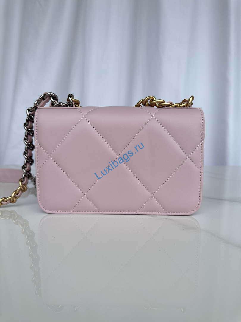 Chanel AP3267 19 Wallet on Chain Woc Shiny Lambskin Pink | chanel ap3267 19 wallet on chain woc shiny lambskin pink 02