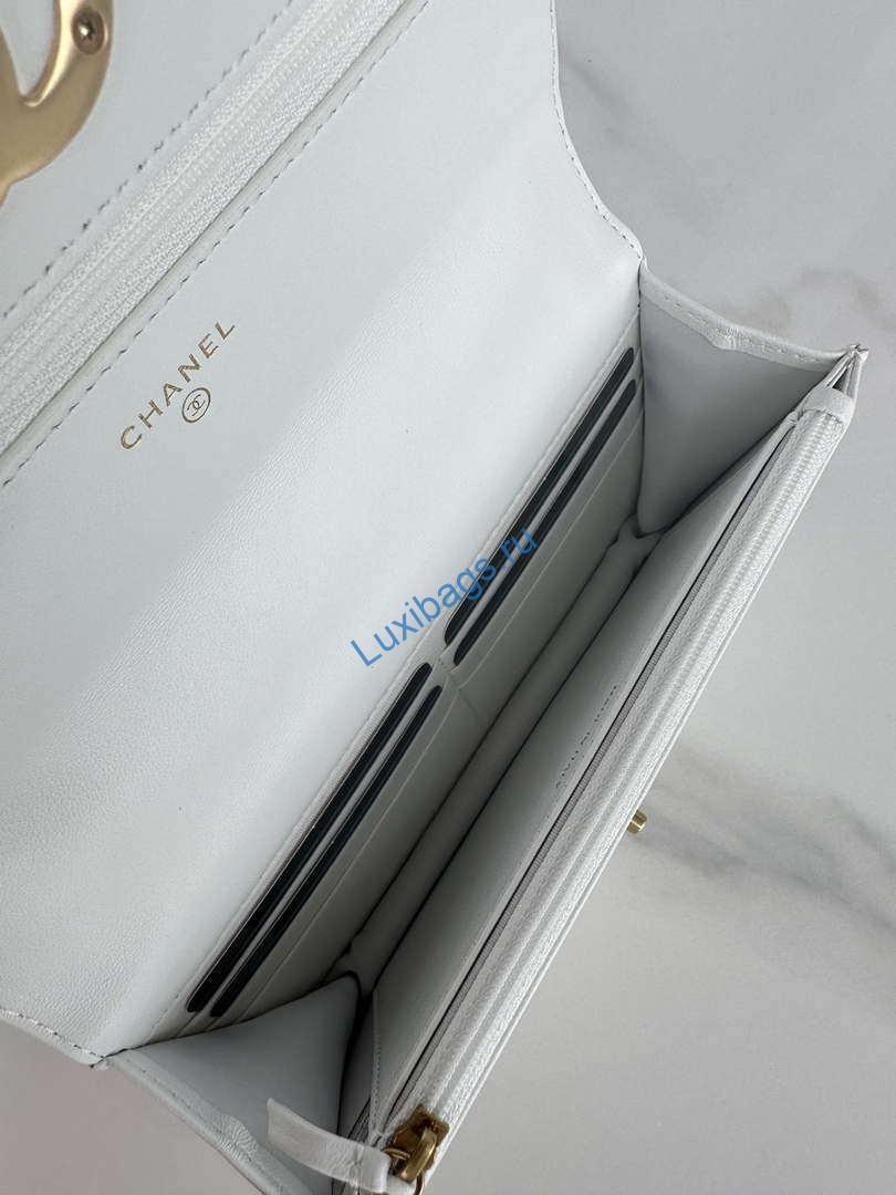 Chanel AP3267 19 Wallet on Chain Woc Shiny Lambskin White | chanel ap3267 19 wallet on chain woc shiny lambskin white 08