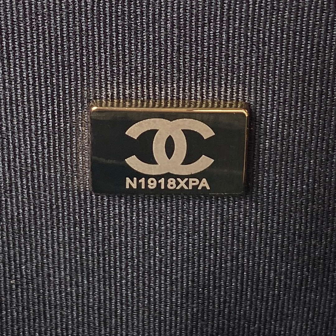 Chanel AS4051 Flap Bag Denim canvas Gold Metal Black | chanel as4051 flap bag denim gold metal black 009
