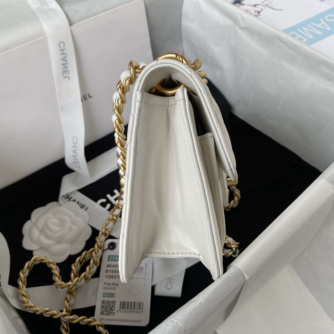 Chanel AS4051 Flap Bag Lambskin Gold Metal White | chanel as4051 flap bag lambskin gold metal white 005