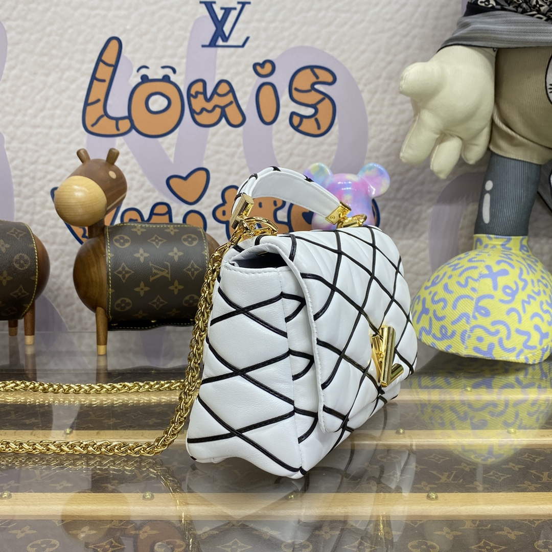 LV M22890 Louis Vuitton GO-14 MM Bag White/Black | lv m22890 louis vuitton go 14 mm bag white black 3
