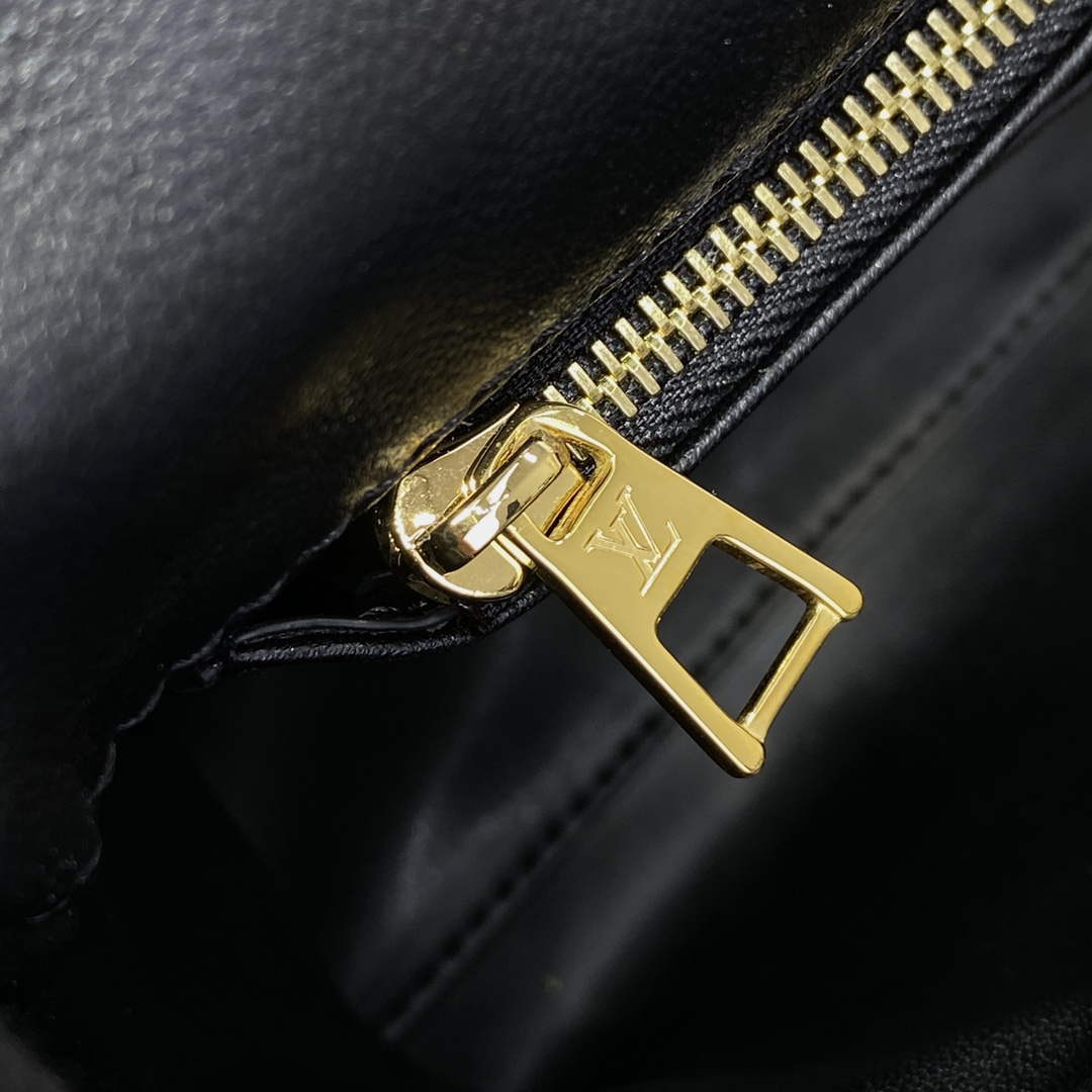 LV M22891 Louis Vuitton GO-14 MM Bag Black | lv m22891 louis vuitton go 14 mm bag black 7