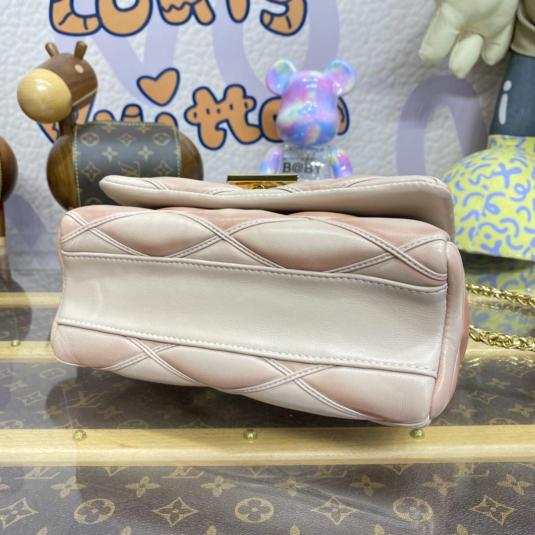 LV M23568 Louis Vuitton GO-14 MM Bag Beige/Pink | lv m23568 louis vuitton go 14 mm bag beige pink 4