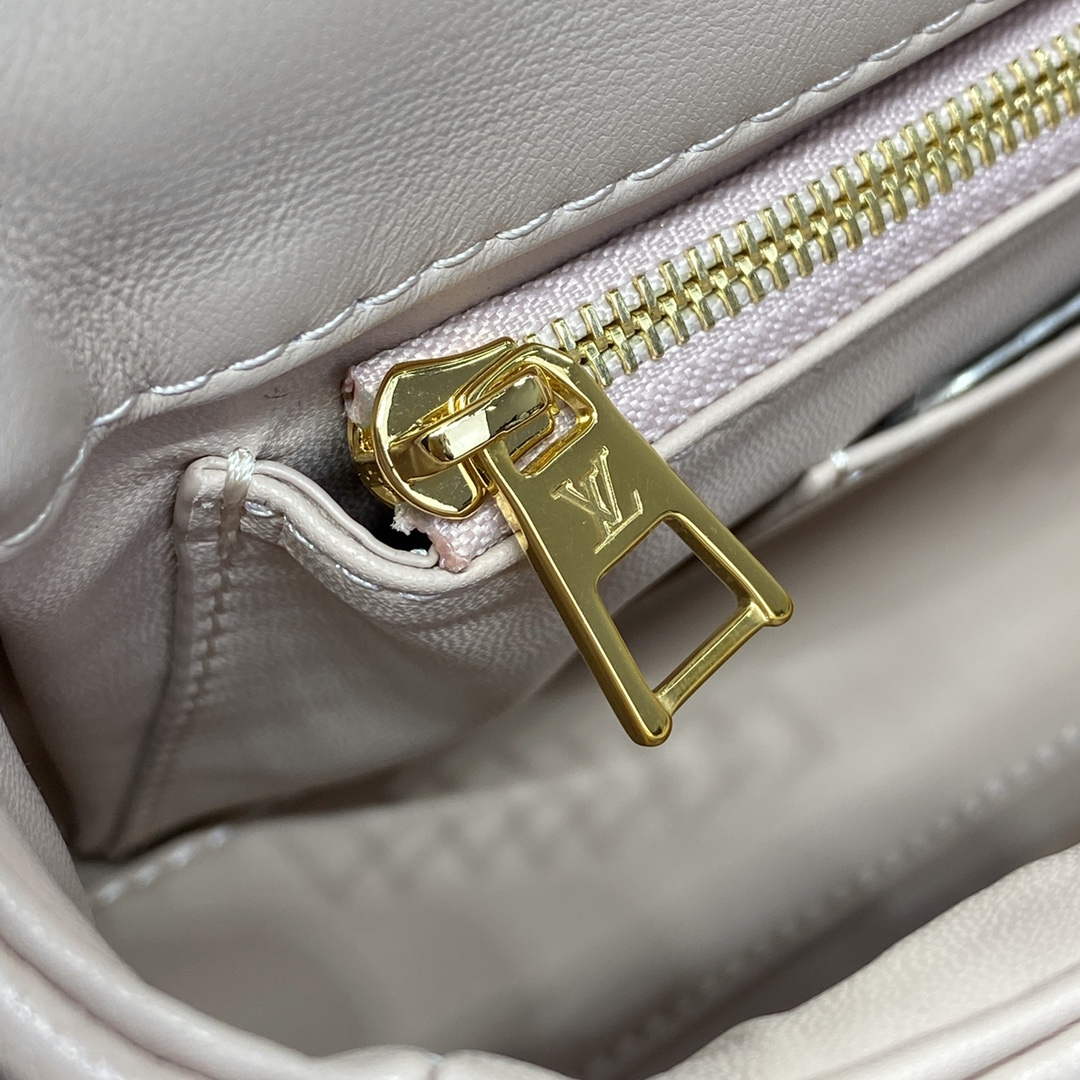 LV M23568 Louis Vuitton GO-14 MM Bag Beige/Pink | lv m23568 louis vuitton go 14 mm bag beige pink 7