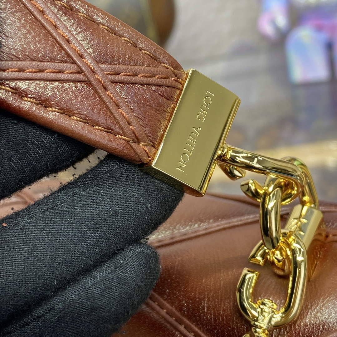 LV M23601 Louis Vuitton GO-14 MM Bag Smoked Tan | lv m23601 louis vuitton go 14 mm bag smoked tan 6