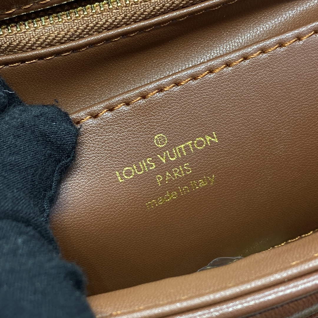 LV M23601 Louis Vuitton GO-14 MM Bag Smoked Tan | lv m23601 louis vuitton go 14 mm bag smoked tan 8