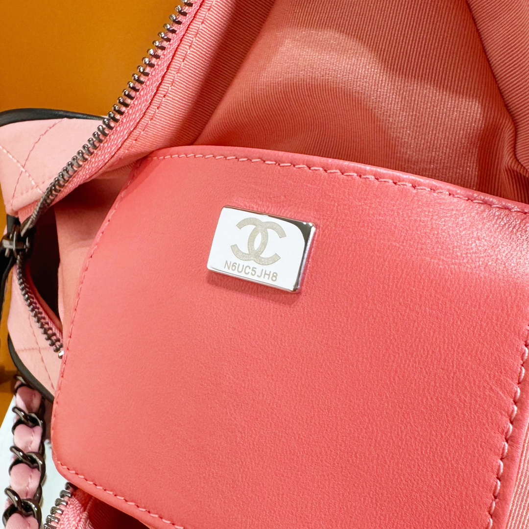 Chanel AS4579 Star Handbag Satin & Black-tone metal Pink | chanel as4579 star handbag satin gold tone metal pink 009