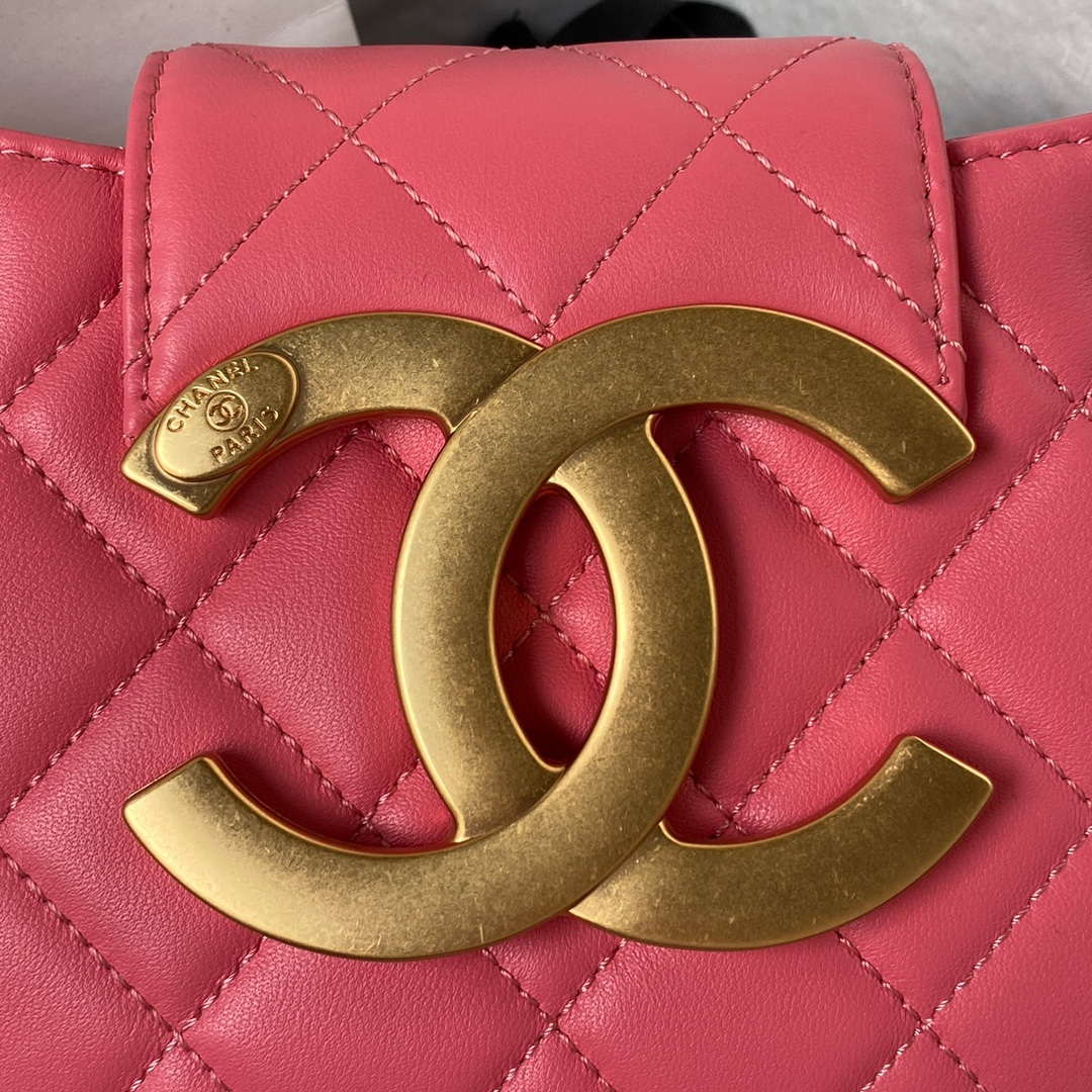 Chanel AS4609 Small Messenger bag Lambskin Red | chanel as4609 small messenger bag lambskin red 003