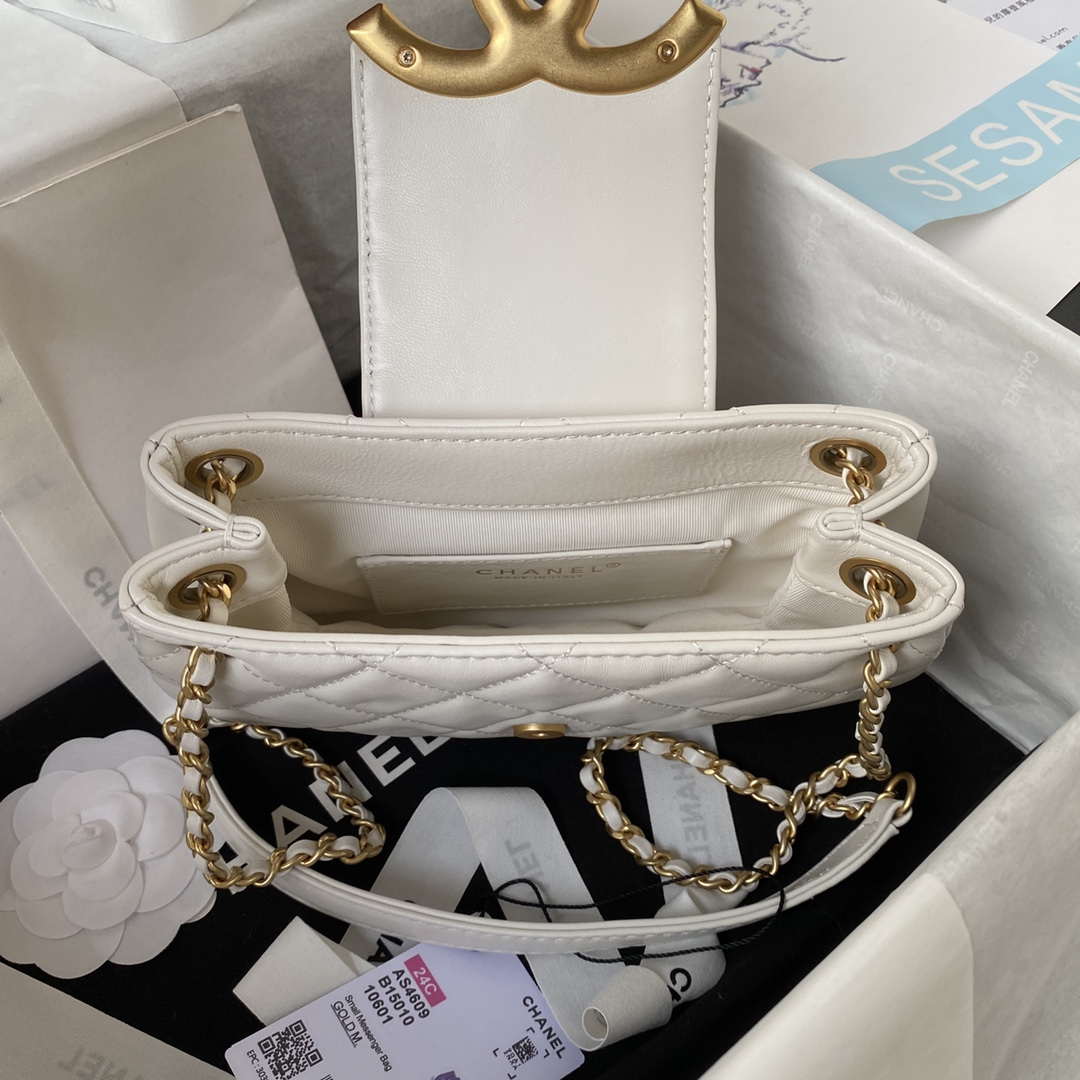 Chanel AS4609 Small Messenger bag Lambskin White | chanel as4609 small messenger bag lambskin white 007