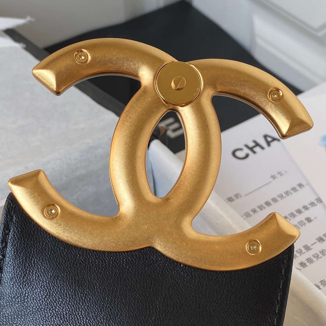 Chanel AS4610 Messenger bag Lambskin Black | chanel as4610 messenger bag lambskin black 007