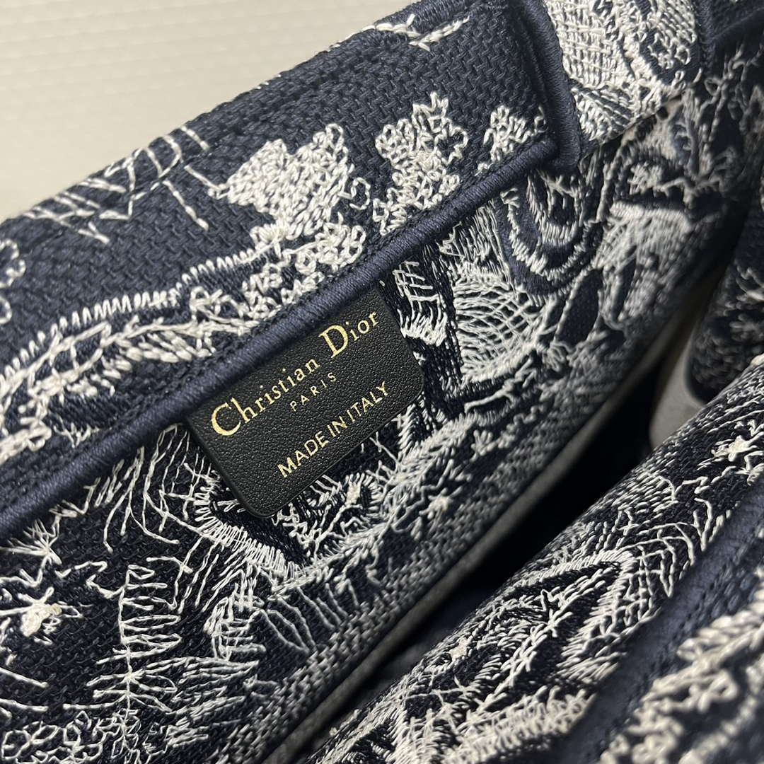 Dior Book Tote M1296 Medium Ecru and Blue Toile de Jouy Embroidery M0073 | dior book tote m1296 medium ecru and blue toile de jouy embroidery 007