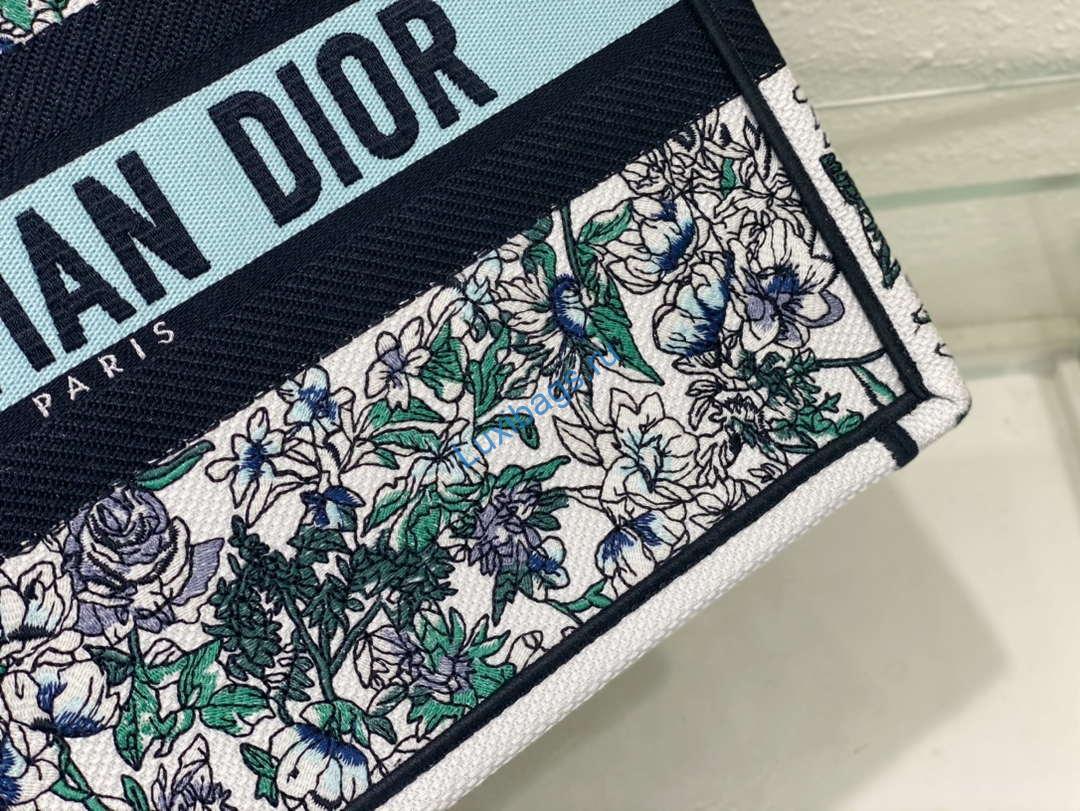 Dior Book Tote M1296 Medium Latte Multicolor Dior Jardin d'Hiver Embroidery M0089 | dior book tote m1296 medium latte multicolor dior jardin dhiver embroidery m0083 051