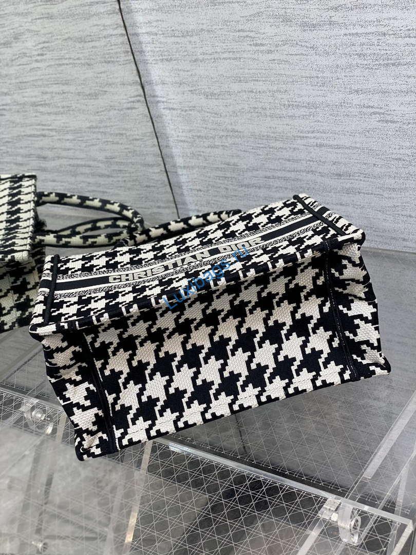Dior M1265 Small Book Tote Black and White Macro Houndstooth Embroidery M9619 | dior m1265 small book tote black and white macro houndstooth embroidery 007