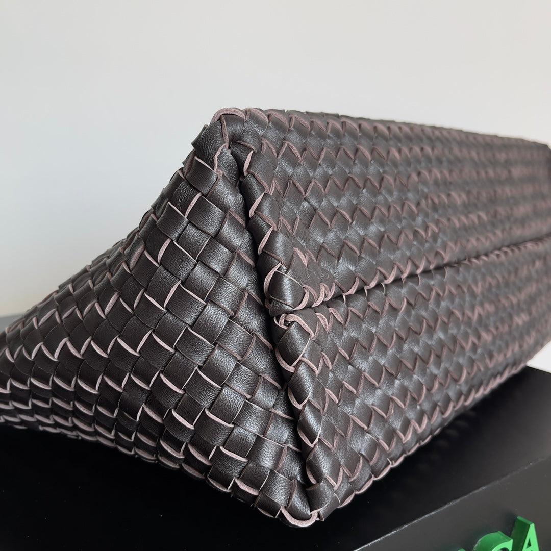 Bottega Veneta BV 608811 Large Cabat Bag Bv0020 | bottega veneta bv 608811 large cabat bag bv001111