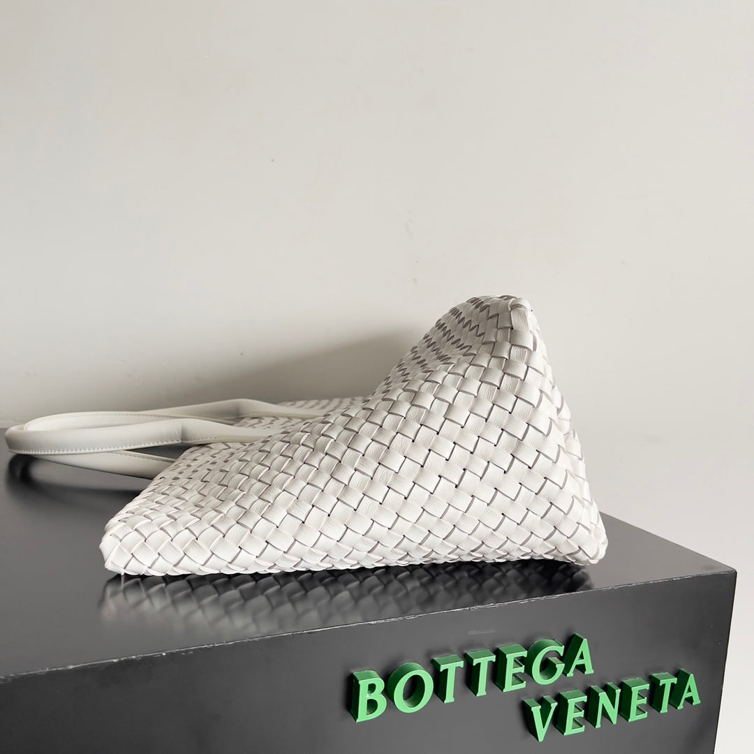 Bottega Veneta BV 608811 Large Cabat Bag Bv0010 | bottega veneta bv 608811 large cabat bag bv00112