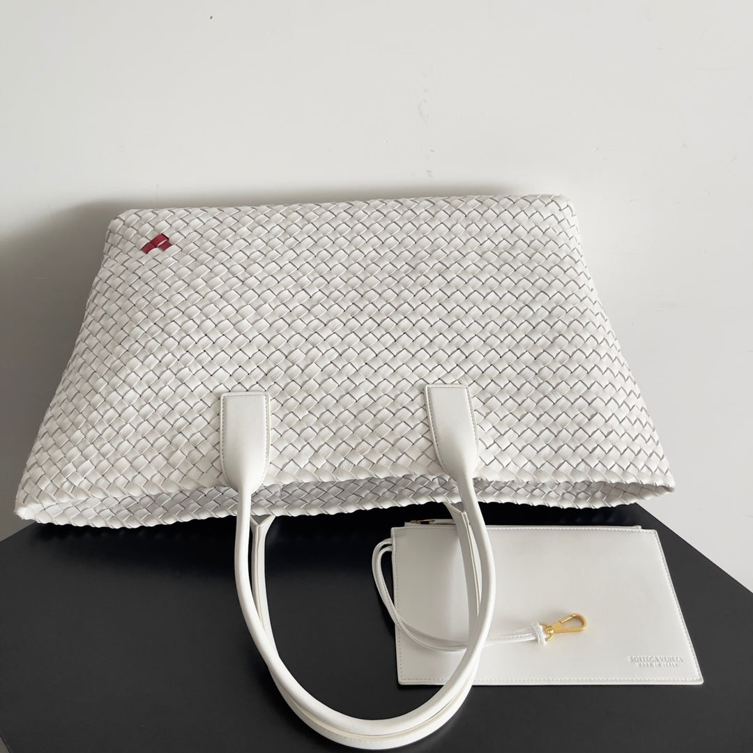 Bottega Veneta BV 608811 Large Cabat Bag Bv0010 | bottega veneta bv 608811 large cabat bag bv00115