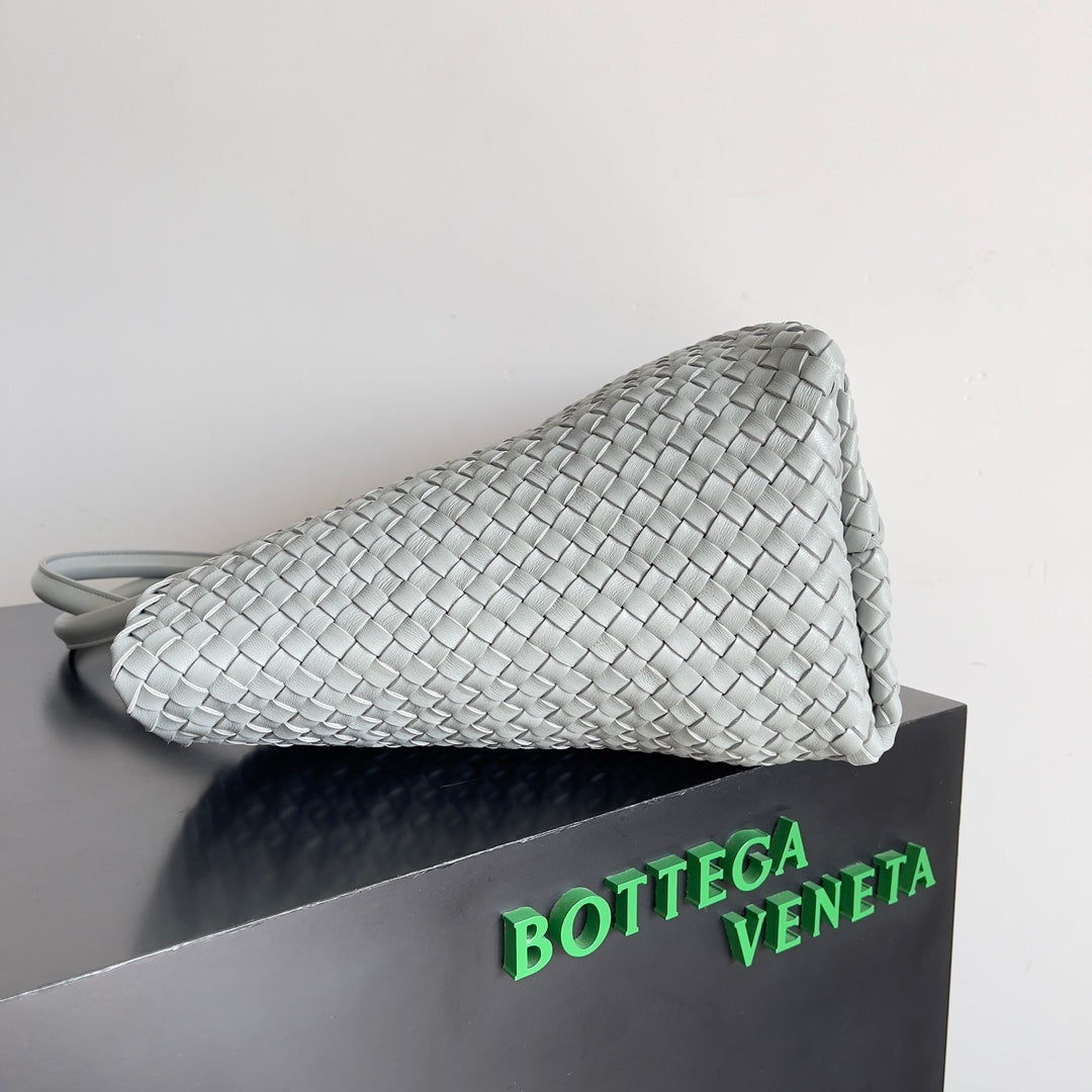 Bottega Veneta BV 608811 Large Cabat Bag Bv0011 | bottega veneta bv 608811 large cabat bag bv00121