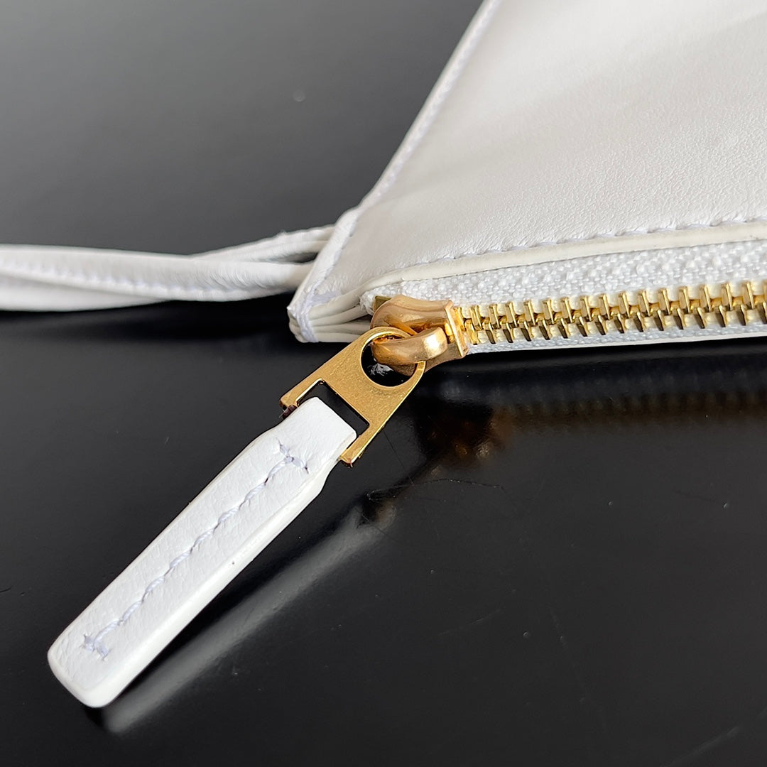 Bottega Veneta BV 608811 Large Cabat Bag Bv0012 | bottega veneta bv 608811 large cabat bag bv00134