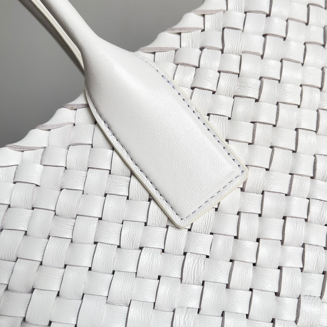 Bottega Veneta BV 608811 Large Cabat Bag Bv0012 | bottega veneta bv 608811 large cabat bag bv00135