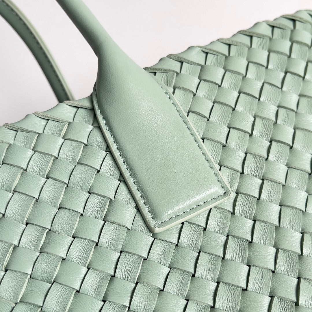 Bottega Veneta BV 608811 Large Cabat Bag Bv0015 | bottega veneta bv 608811 large cabat bag bv00158