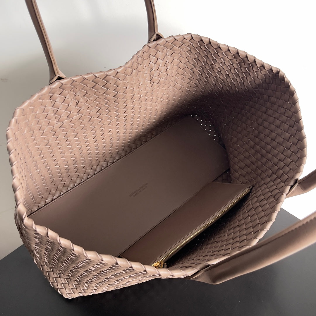 Bottega Veneta BV 608811 Large Cabat Bag Bv0016 | bottega veneta bv 608811 large cabat bag bv00172