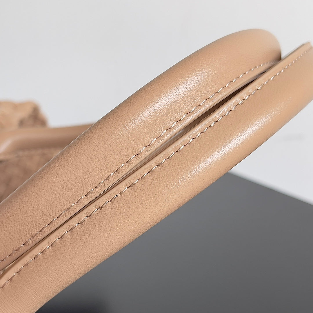Bottega Veneta BV 608811 Large Cabat Bag Bv0017 | bottega veneta bv 608811 large cabat bag bv00176