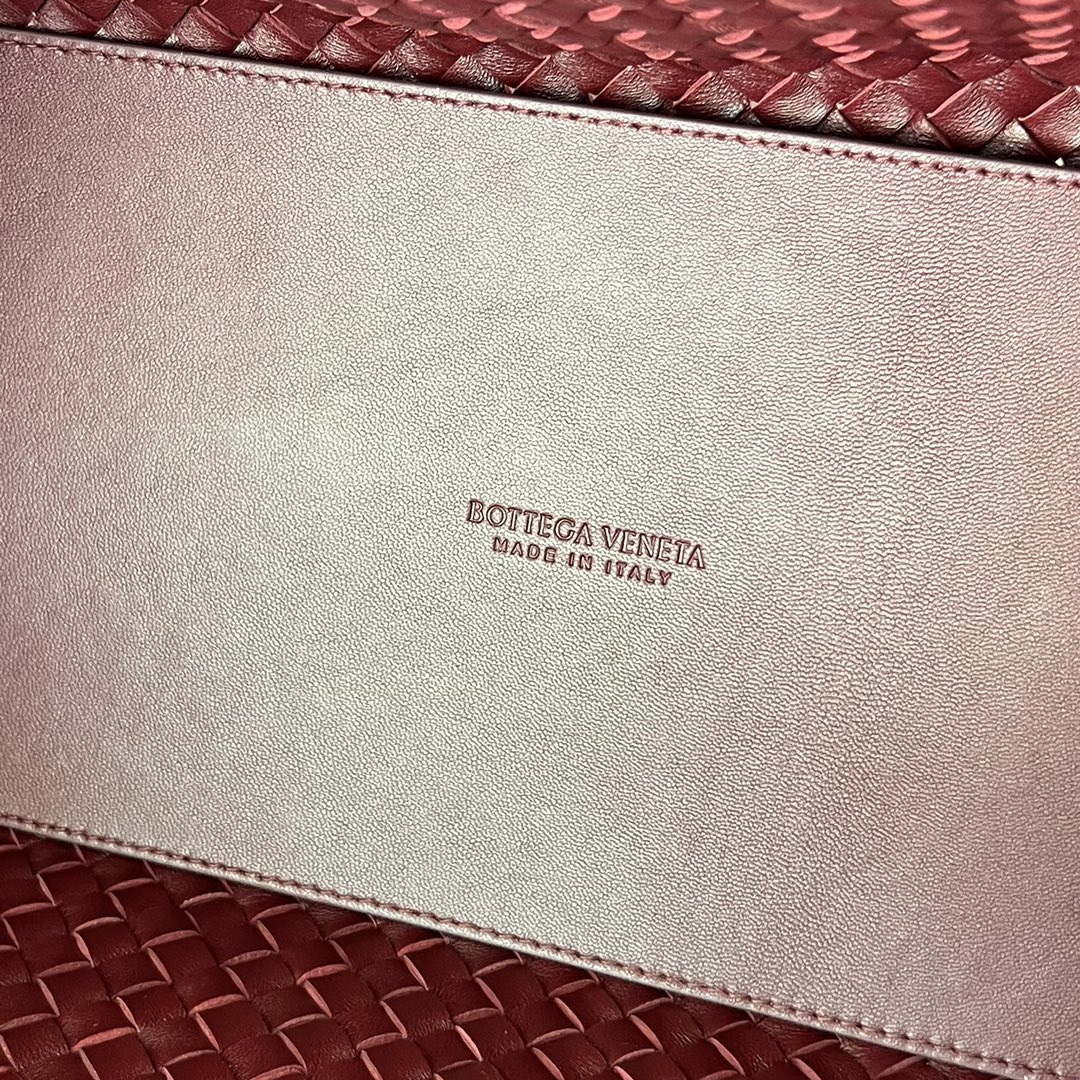 Bottega Veneta BV 608811 Large Cabat Bag Bv0023 | bottega veneta bv 608811 large cabat bag bv0023 08