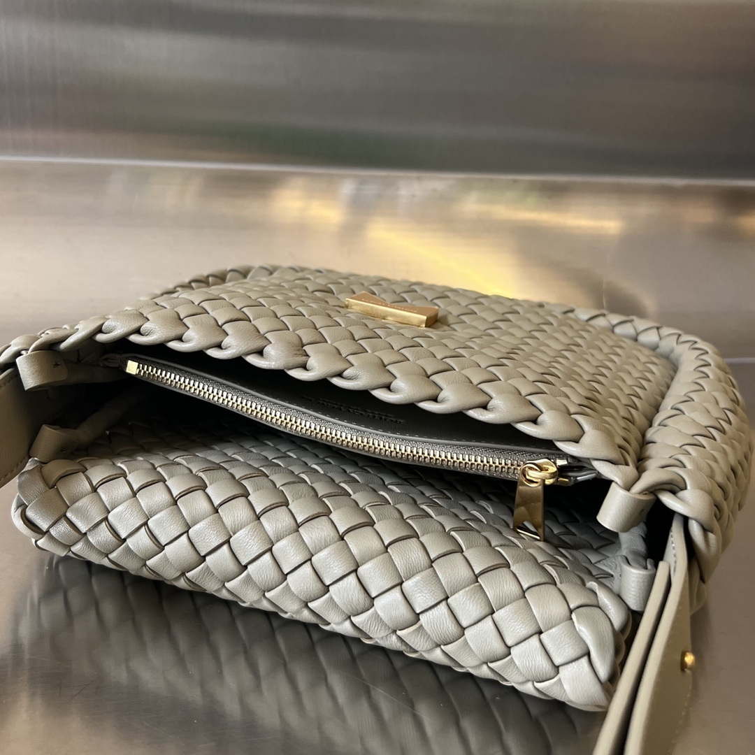 Bottega Veneta BV 709418 Small Cobble Shoulder Bag Gray | bottega veneta bv 709418 small cobble shoulder bag gray 005