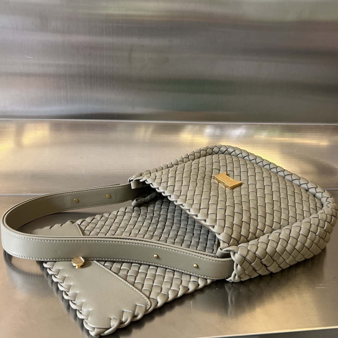 Bottega Veneta BV 709418 Small Cobble Shoulder Bag Gray | bottega veneta bv 709418 small cobble shoulder bag gray 006