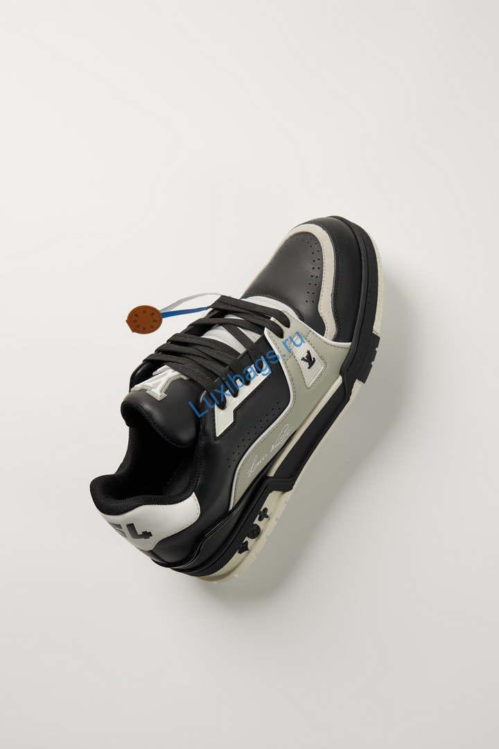 Louis Vuitton 1ABFAF Men Women's LV Trainer Sneaker L62464 | louis vuitton 1abfaf men womens lv trainer sneaker l62464 04