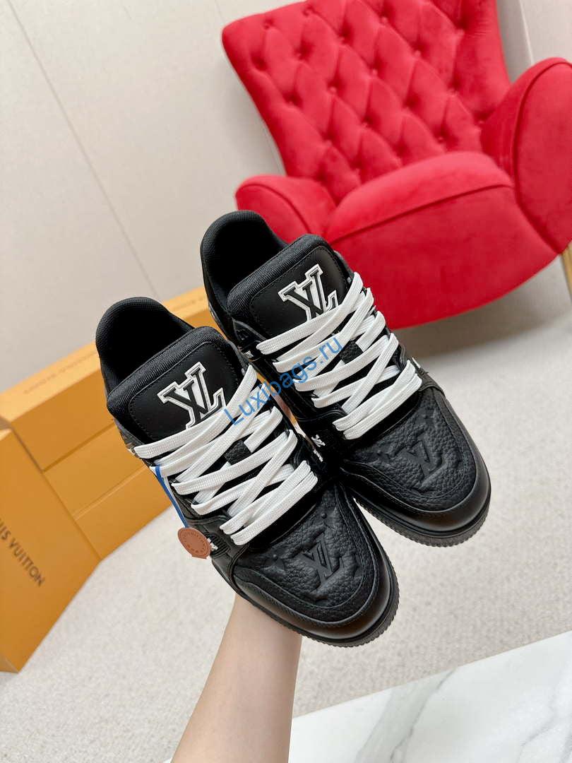 Louis Vuitton 1ABLUR Men Women's LV Trainer Sneaker L62471 | louis vuitton 1ablur men womens lv trainer sneaker l62471 04