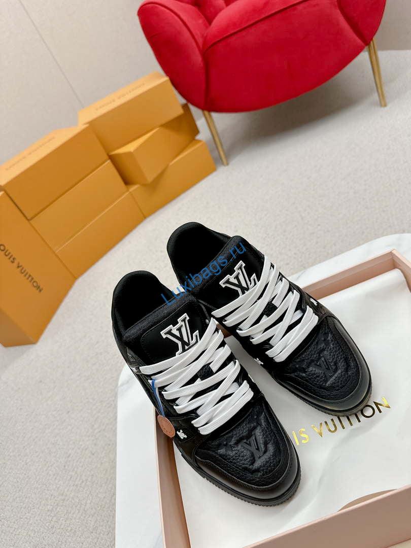 Louis Vuitton 1ABLUR Men Women's LV Trainer Sneaker L62471 | louis vuitton 1ablur men womens lv trainer sneaker l62471 06