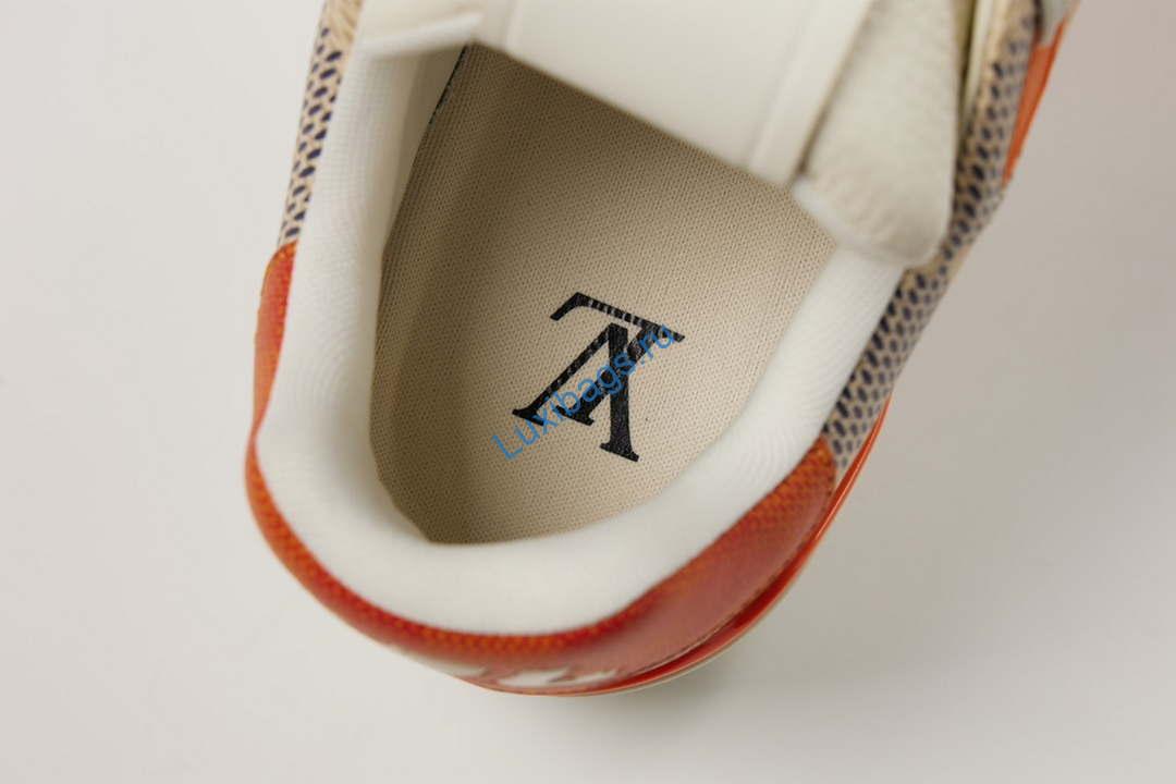 Louis Vuitton 1AC58D Men Women's LV Trainer Sneaker L62409 | louis vuitton 1ac58d men womens lv trainer sneaker l62409 09