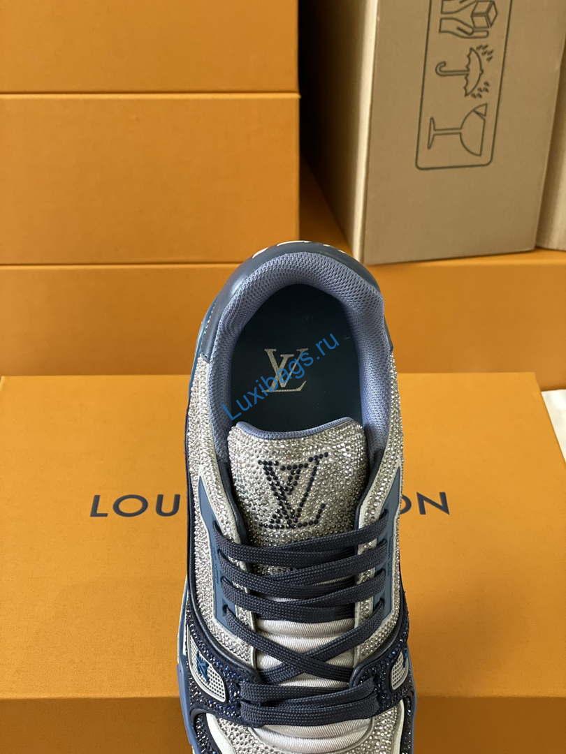Louis Vuitton 1AC5AL Men Women's LV Trainer Sneaker L62395 | louis vuitton 1ac5al men womens lv trainer sneaker l62395 07