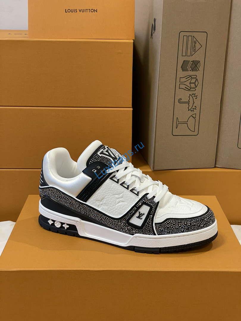 Louis Vuitton 1AC5AL Men Women's LV Trainer Sneaker L62396 | louis vuitton 1ac5al men womens lv trainer sneaker l62396 04