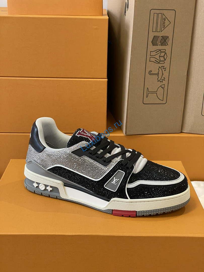 Louis Vuitton 1AC5AL Men Women's LV Trainer Sneaker L62398 | louis vuitton 1ac5al men womens lv trainer sneaker l62398 04