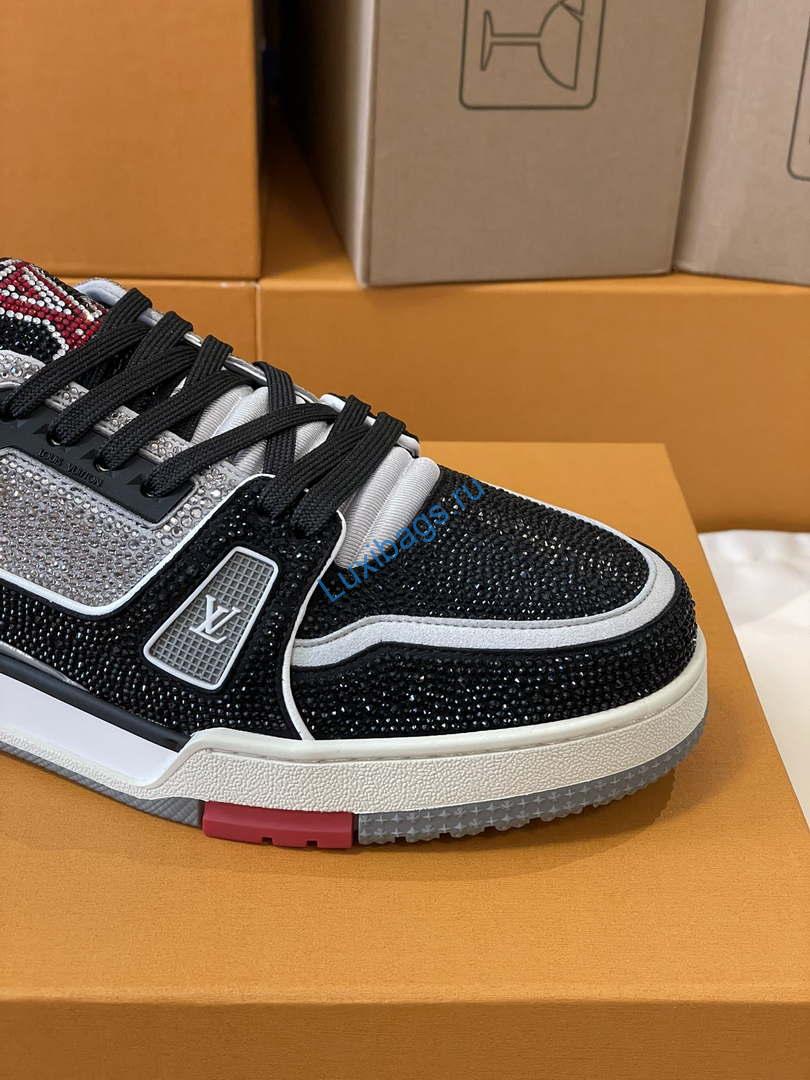 Louis Vuitton 1AC5AL Men Women's LV Trainer Sneaker L62398 | louis vuitton 1ac5al men womens lv trainer sneaker l62398 05