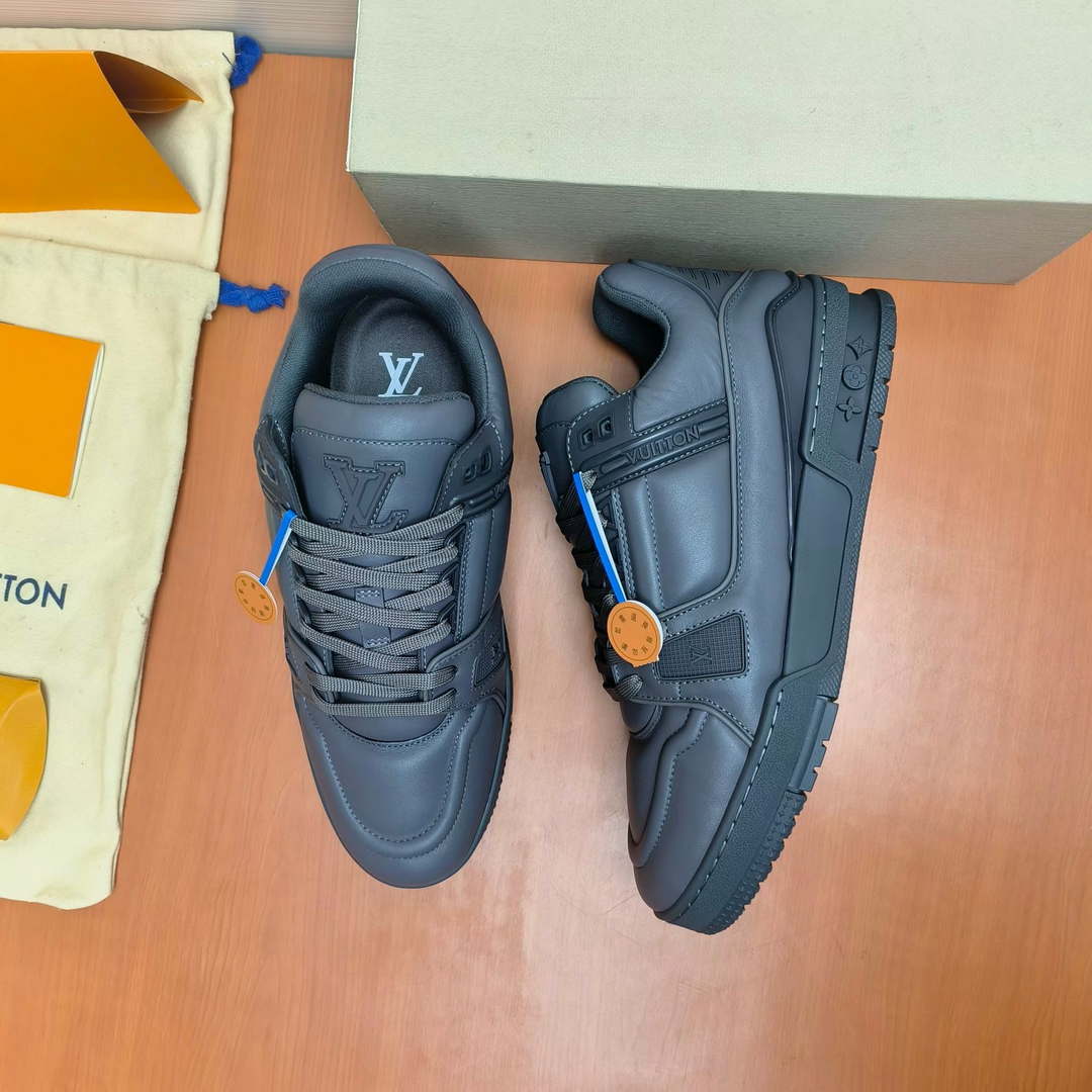 Louis Vuitton 1AC5C9 Men Women's LV Trainer Sneaker L62452 | louis vuitton 1ac5c9 men womens lv trainer sneaker l62450 22