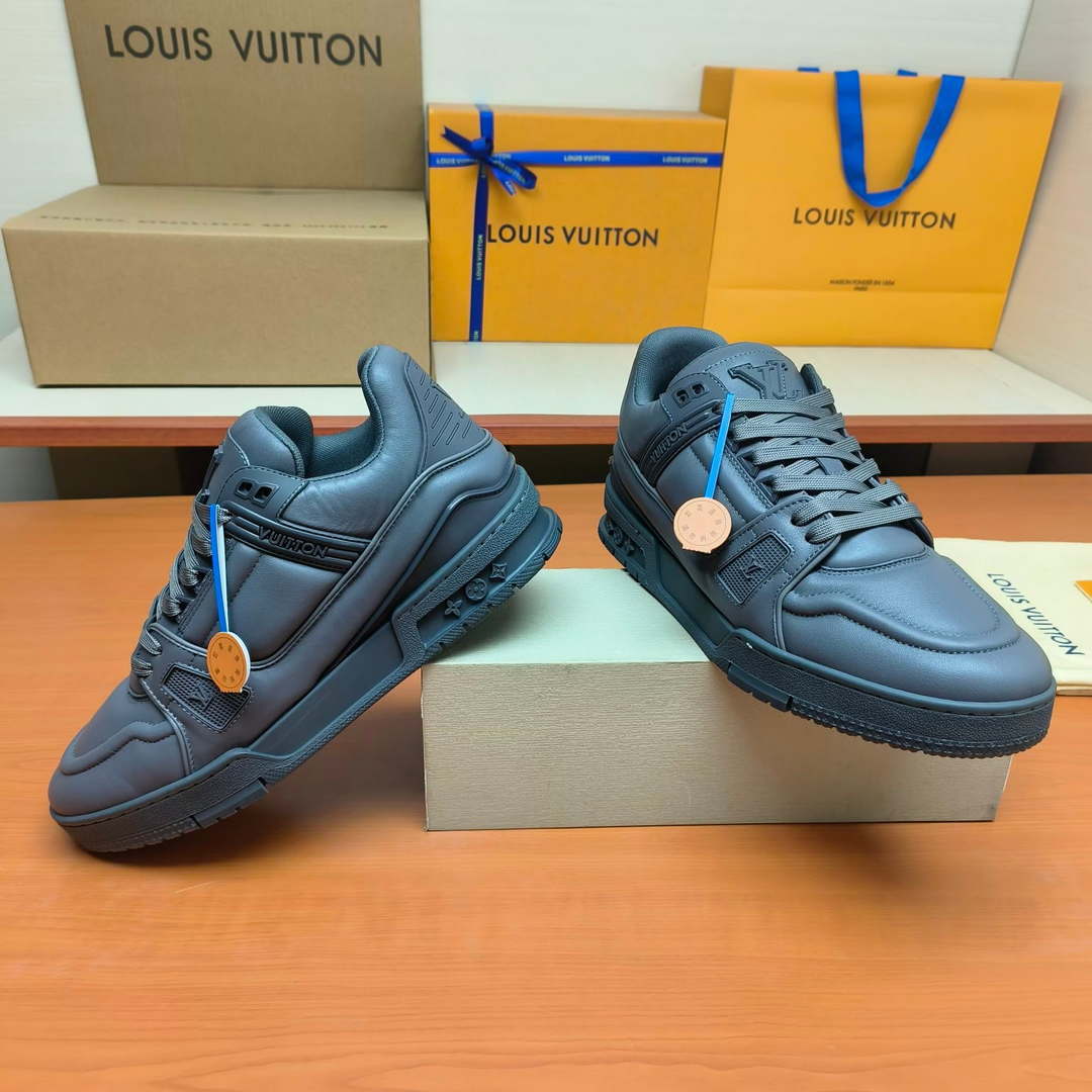 Louis Vuitton 1AC5C9 Men Women's LV Trainer Sneaker L62452 | louis vuitton 1ac5c9 men womens lv trainer sneaker l62450 24