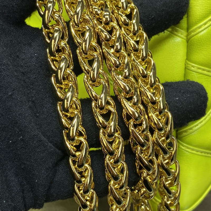 LV M24186 Louis Vuitton GO-14 MM Bag Lemon Yellow | lv m24186 louis vuitton go 14 mm bag lemon yellow 6