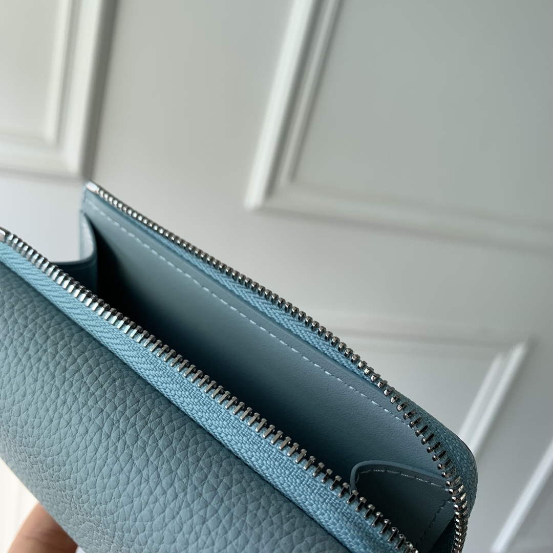 LV M81740 Louis Vuitton Pilot Wallet Light Blue | lv m81740 louis vuitton pilot wallet light blue 8