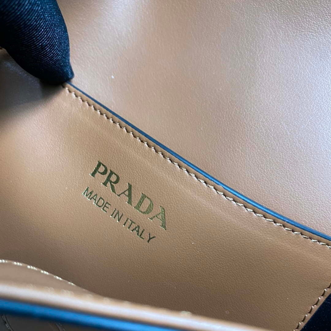 Prada 1BD365 Leather shoulder bag Brown | prada 1bd365 leather shoulder bag brown 008