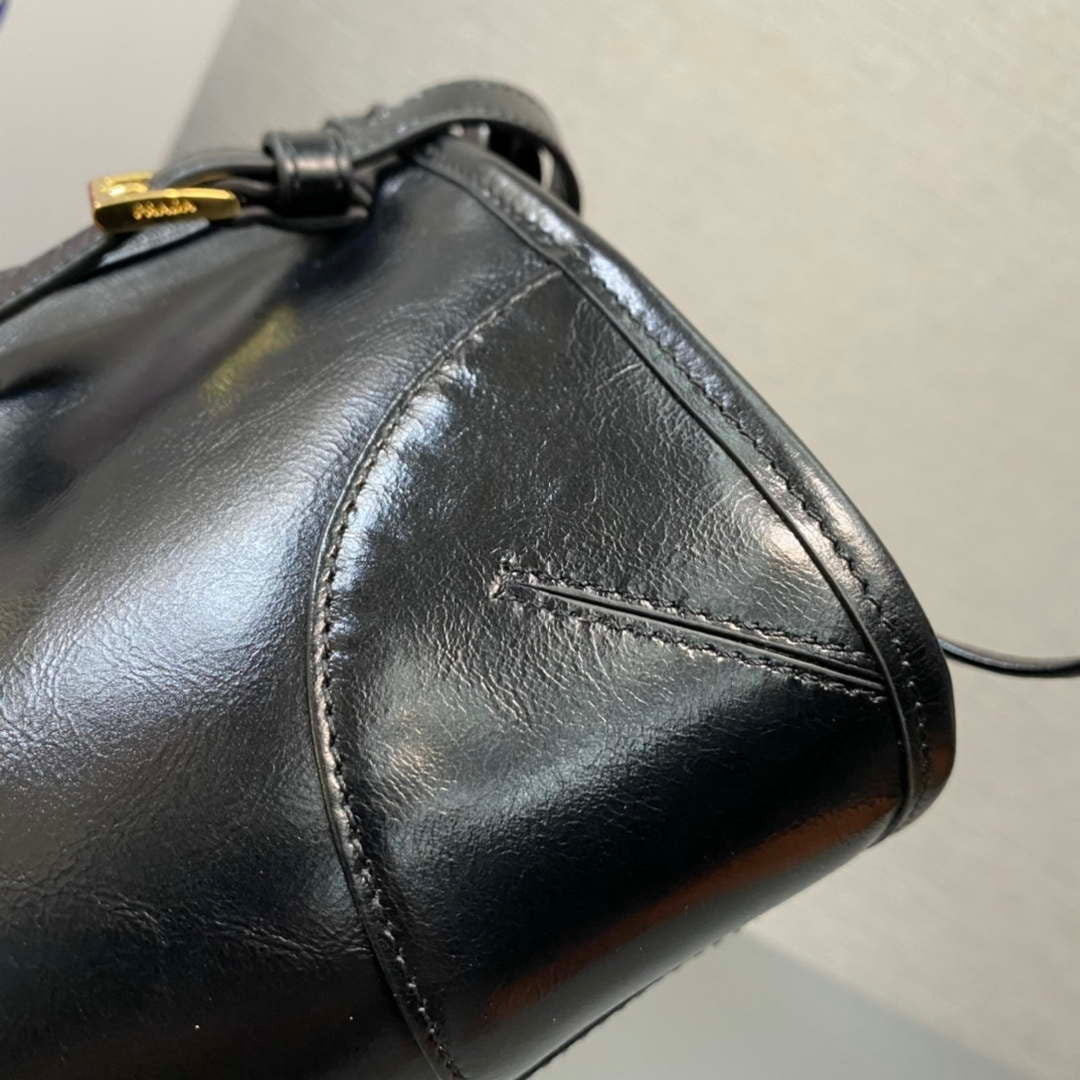 Prada 1BH215 LusSolf leather shoulder bag Black | prada 1bh215 lussolf small leather shoulder bag black 008